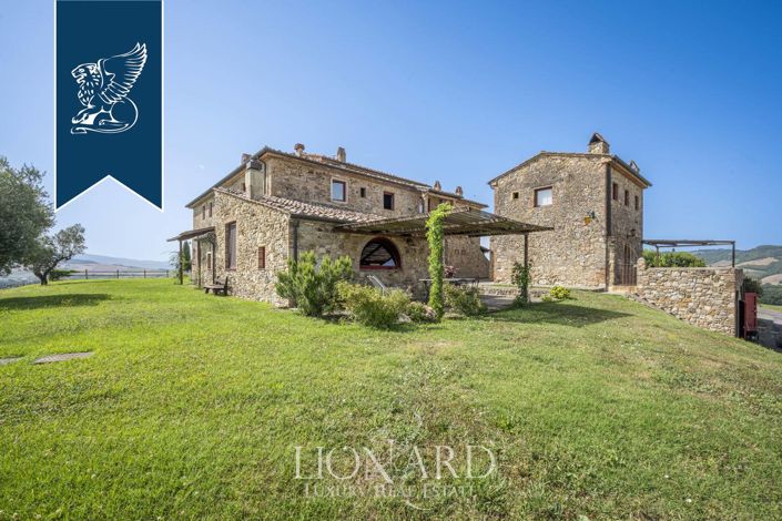 Image No.10-Ferme de 9 chambres à vendre à Montecatini Val di Cecina