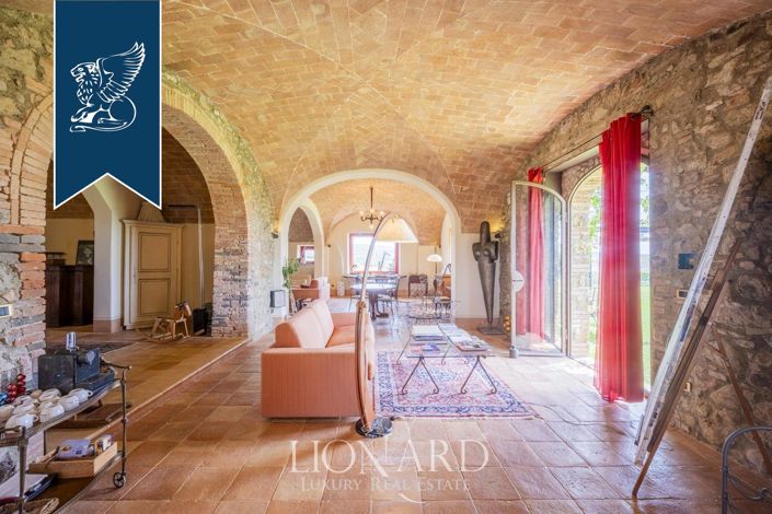 Image No.20-Ferme de 9 chambres à vendre à Montecatini Val di Cecina