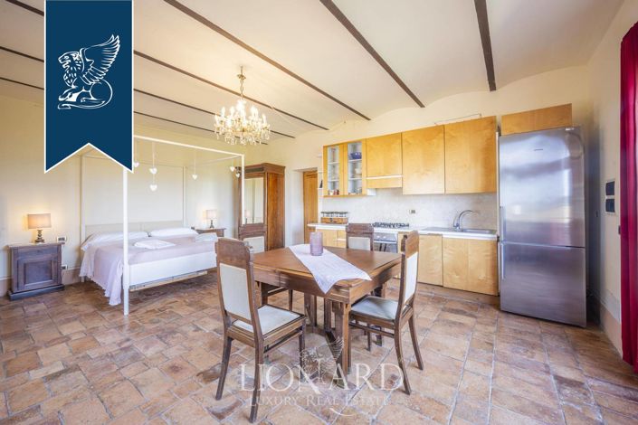 Image No.28-Ferme de 9 chambres à vendre à Montecatini Val di Cecina