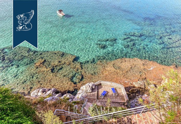 Image No.5-12 Bed Hotel for sale