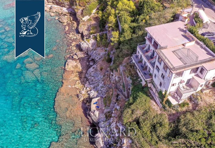 Image No.8-12 Bed Hotel for sale