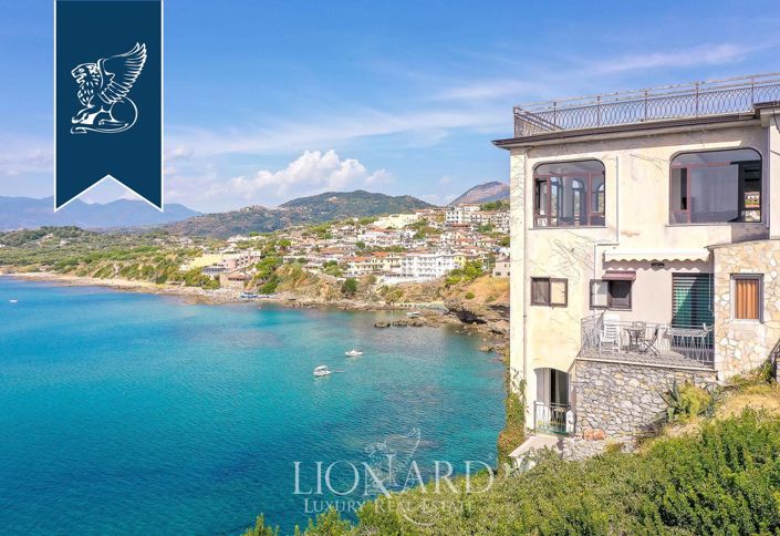 Image No.9-12 Bed Hotel for sale