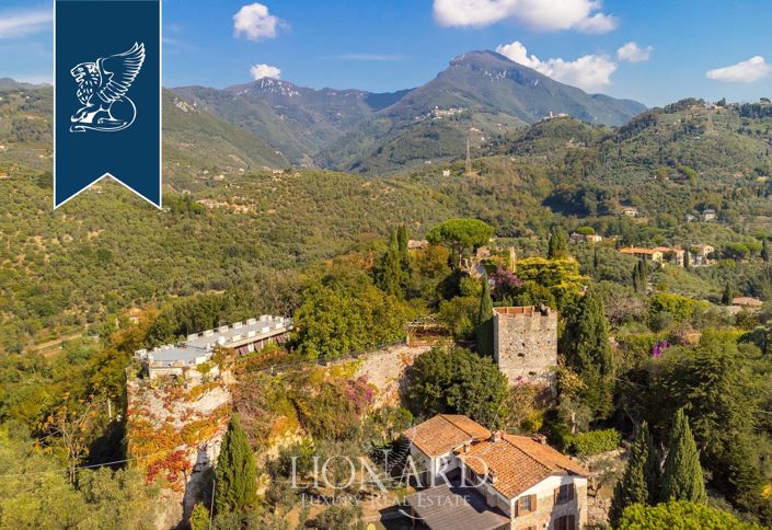 Image No.3-6 Bed Property for sale