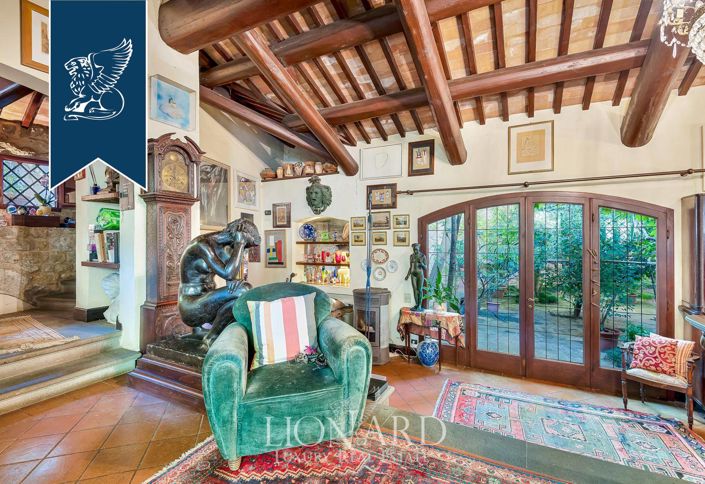 Image No.7-6 Bed Property for sale