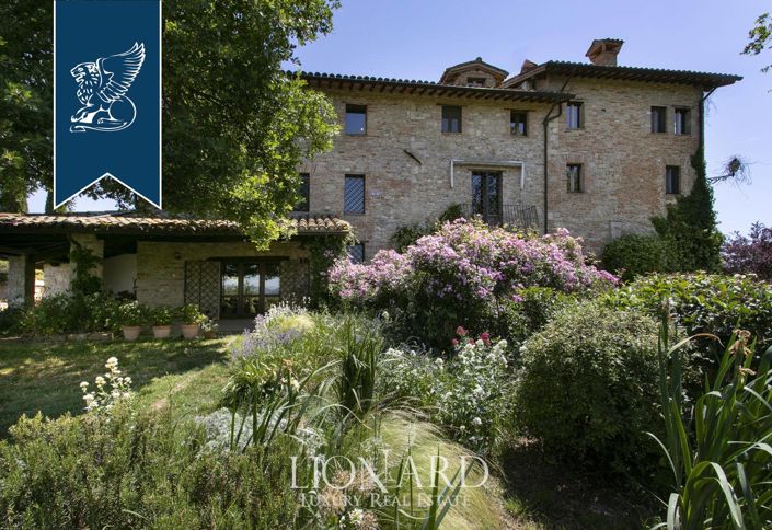 Image No.23-8 Bed Country House for sale