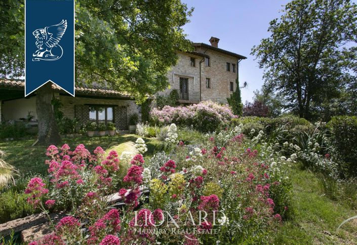 Image No.25-8 Bed Country House for sale