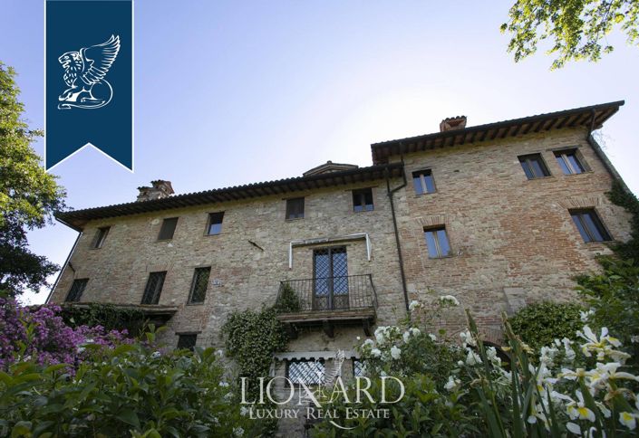 Image No.26-8 Bed Country House for sale