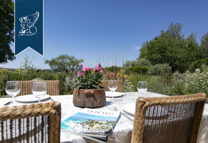 Image No.50-8 Bed Country House for sale