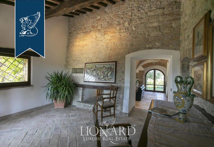 Image No.61-8 Bed Country House for sale