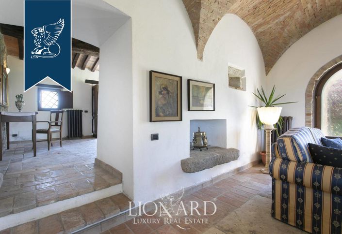 Image No.62-8 Bed Country House for sale