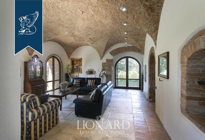 Image No.63-8 Bed Country House for sale