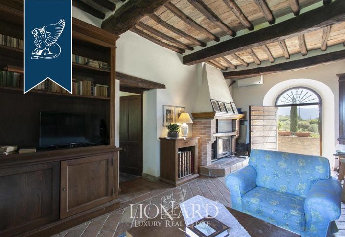 Image No.72-8 Bed Country House for sale