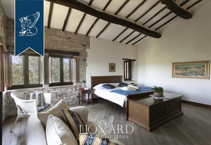 Image No.83-8 Bed Country House for sale