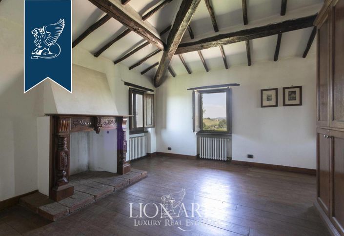 Image No.89-8 Bed Country House for sale