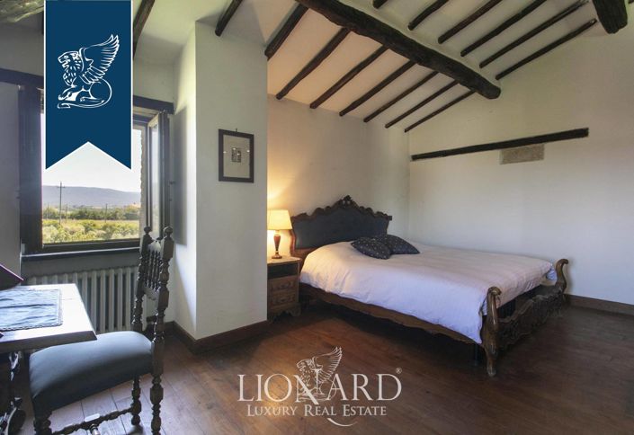 Image No.91-8 Bed Country House for sale