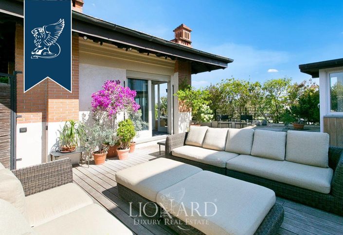 Image No.4-4 Bed Apartment for sale