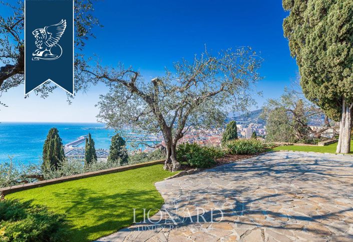 Image No.24-Villa de 4 chambres à vendre à Imperia