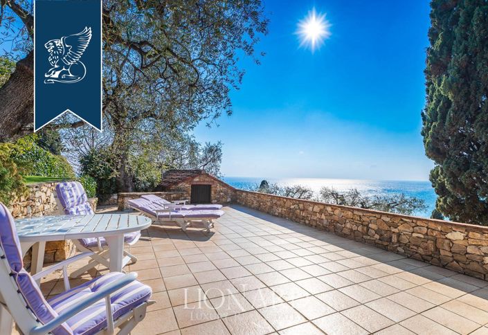 Image No.38-Villa de 4 chambres à vendre à Imperia