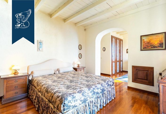 Image No.56-Villa de 4 chambres à vendre à Imperia