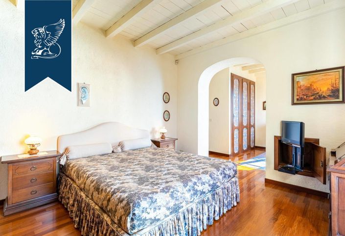 Image No.57-Villa de 4 chambres à vendre à Imperia