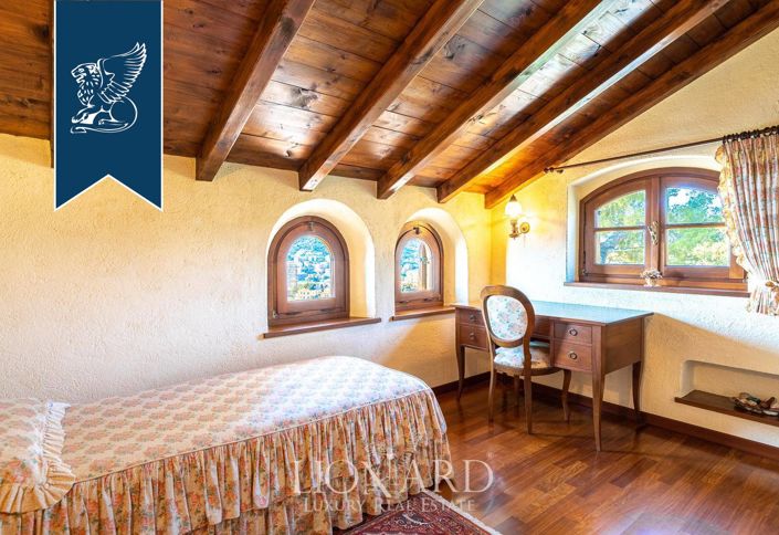 Image No.62-Villa de 4 chambres à vendre à Imperia