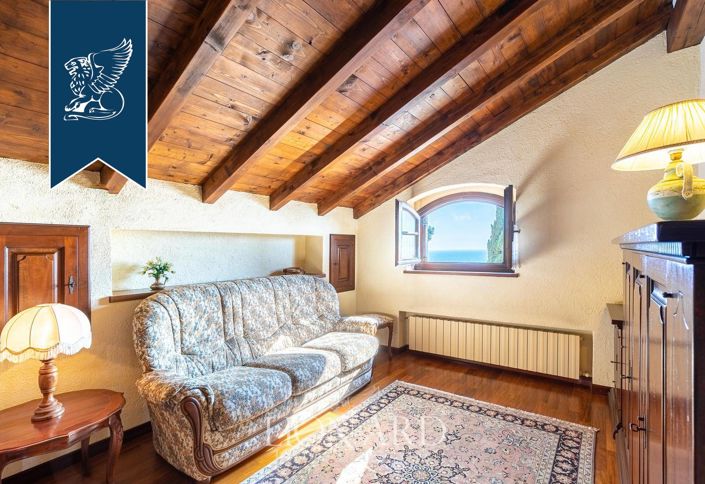 Image No.64-Villa de 4 chambres à vendre à Imperia