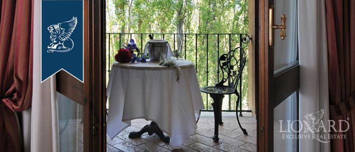 Image No.22-30 Bed Hotel for sale