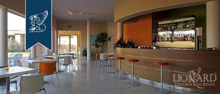 Image No.19-20 Bed Hotel for sale