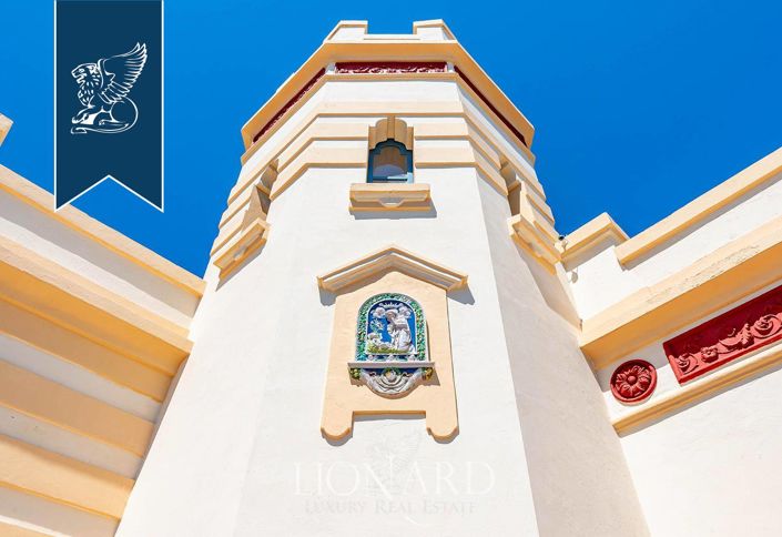 Image No.6-17 Bed Villa for sale