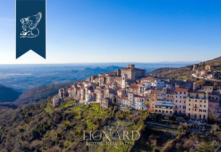 Image No.2-Propriété de 7 chambres à vendre à Rome