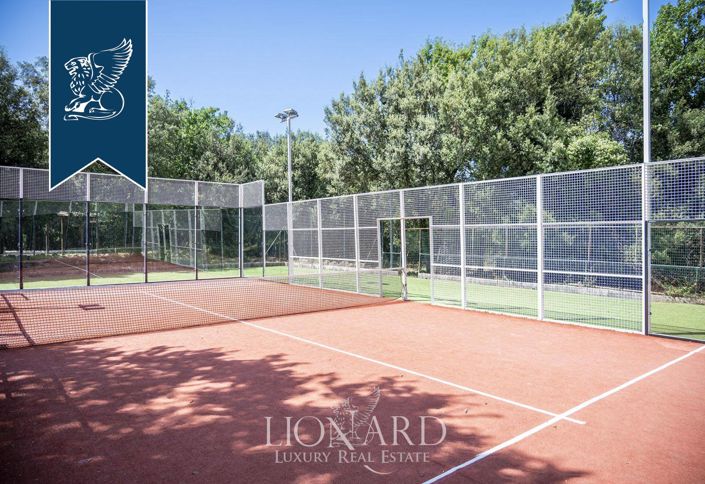 Image No.11-21 Bed Villa for sale