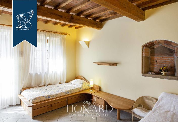 Image No.30-9 Bed Villa for sale