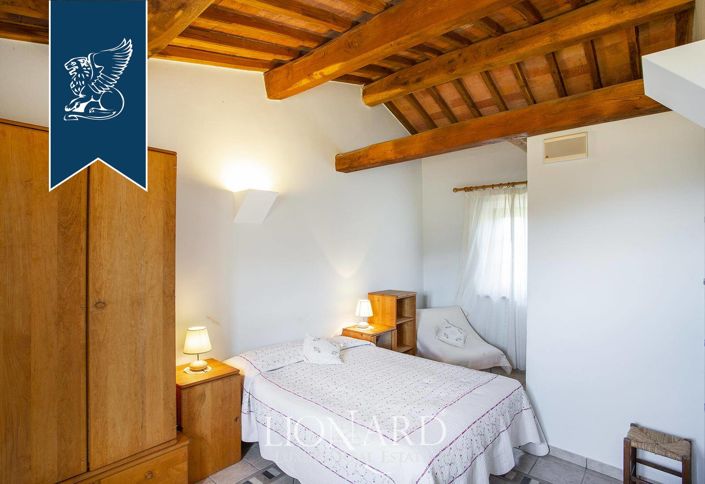 Image No.38-9 Bed Villa for sale