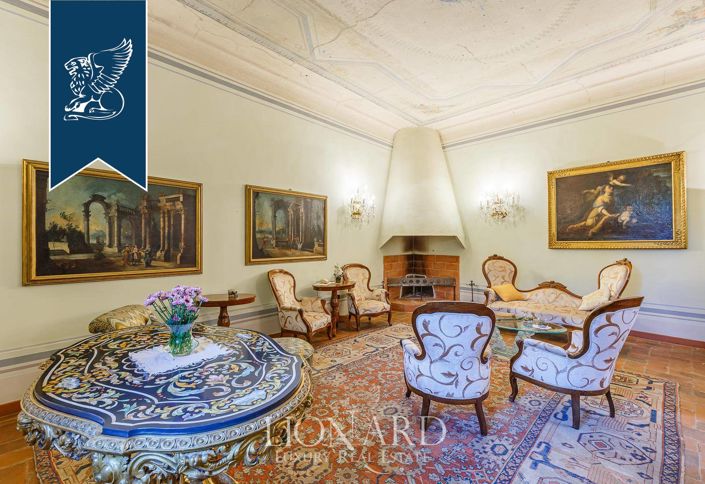 Image No.18-6 Bed Villa for sale