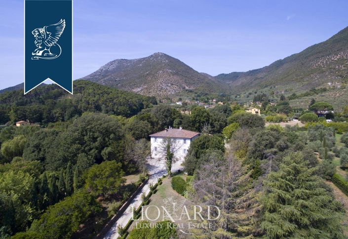 Image No.3-10 Bed Villa for sale