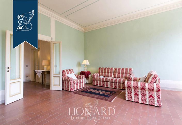 Image No.39-10 Bed Villa for sale