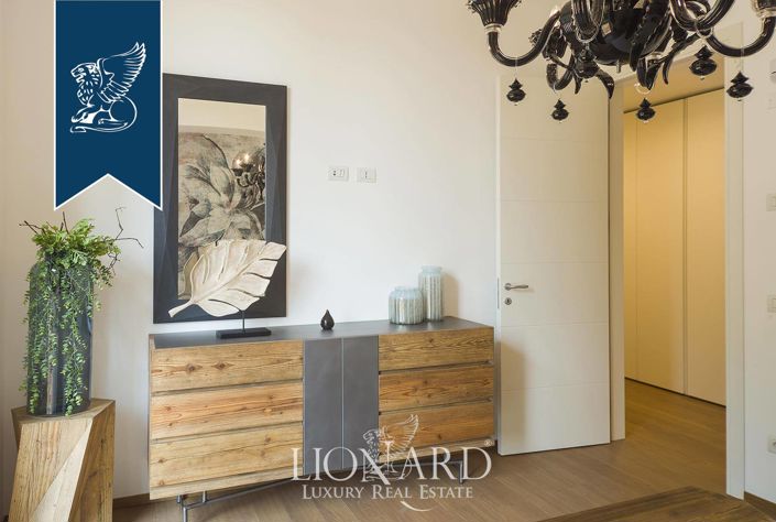 Image No.32-4 Bed Villa for sale