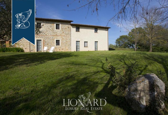 Image No.18-Ferme de 9 chambres à vendre à Terni