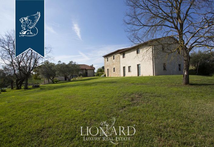 Image No.19-Ferme de 9 chambres à vendre à Terni