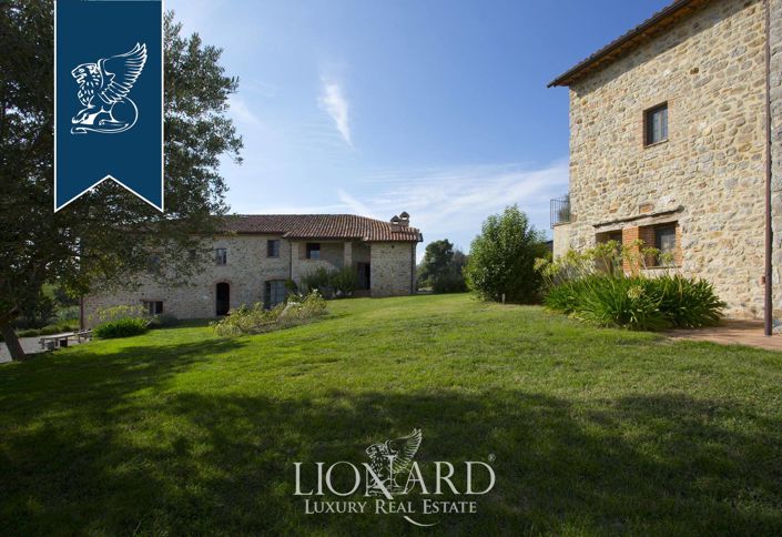 Image No.20-Ferme de 9 chambres à vendre à Terni