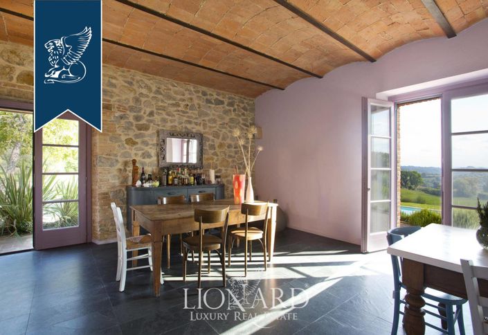 Image No.27-Ferme de 9 chambres à vendre à Terni