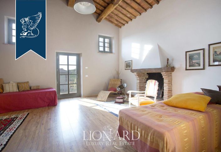 Image No.32-Ferme de 9 chambres à vendre à Terni