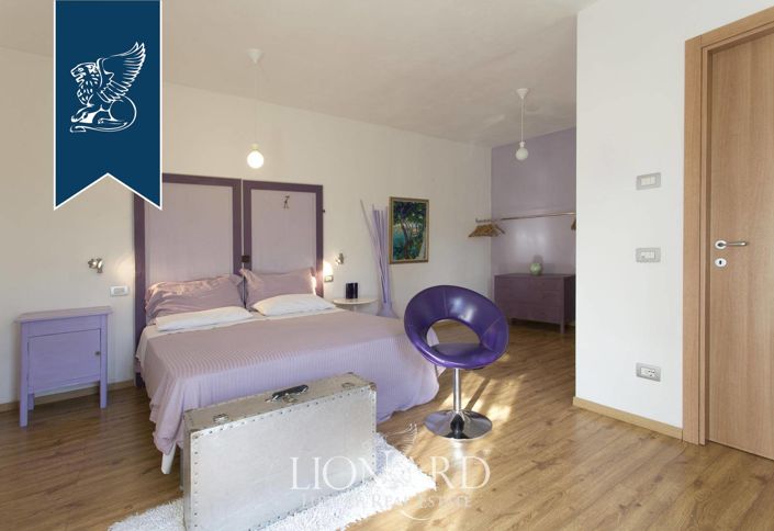 Image No.36-Ferme de 9 chambres à vendre à Terni