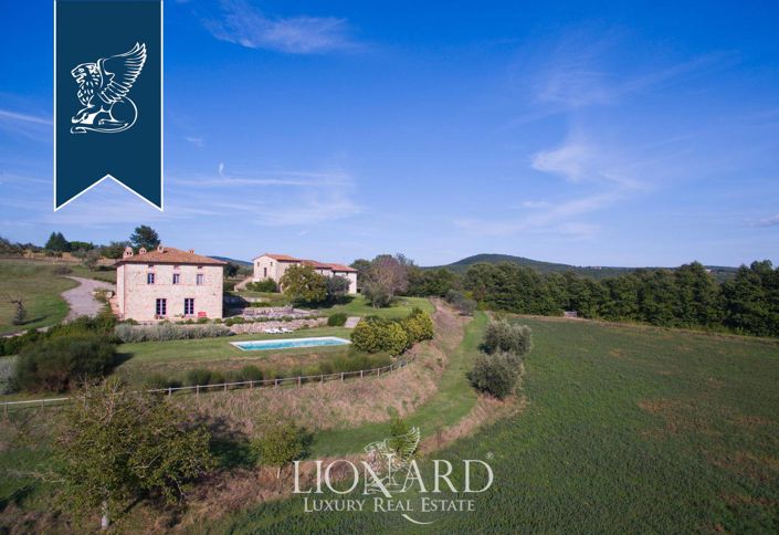 Image No.4-Ferme de 9 chambres à vendre à Terni