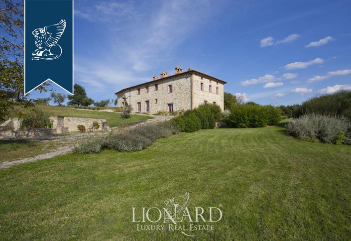 Image No.7-Ferme de 9 chambres à vendre à Terni