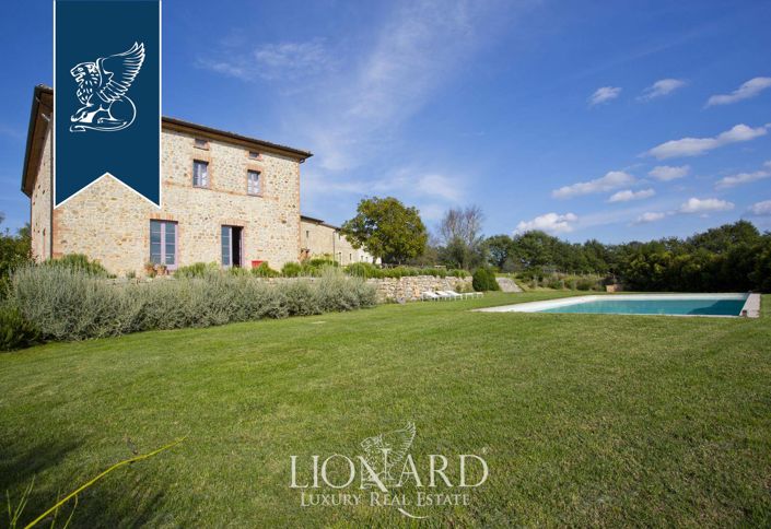 Image No.8-Ferme de 9 chambres à vendre à Terni