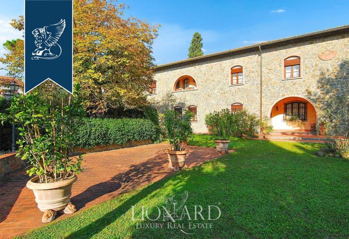 Image No.1-6 Bed Country House for sale