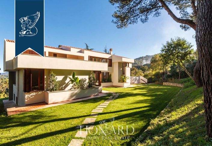 Image No.30-Villa de 4 chambres à vendre à Livorno