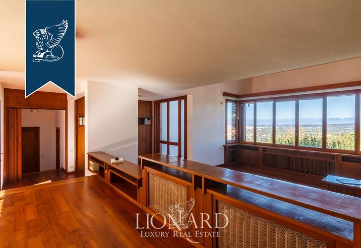 Image No.37-Villa de 4 chambres à vendre à Livorno