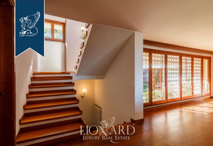 Image No.40-Villa de 4 chambres à vendre à Livorno